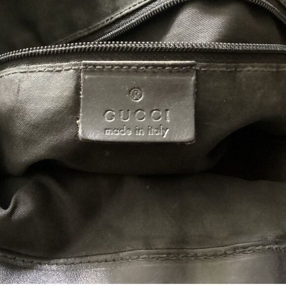 Elegant black suede gg Jackie bag with piston lock - Picture 11 of 16